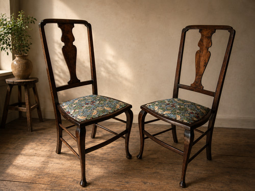 Antique chairs 1930s queen - chairs,
