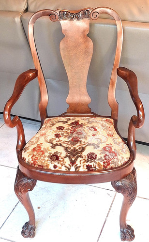 Queen anne style chairs - 6,