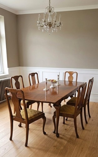 Queen anne expendable dinning - queen,