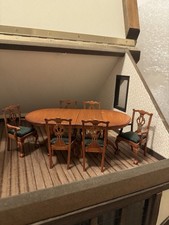 Dolls House 1:12  Queen Anne