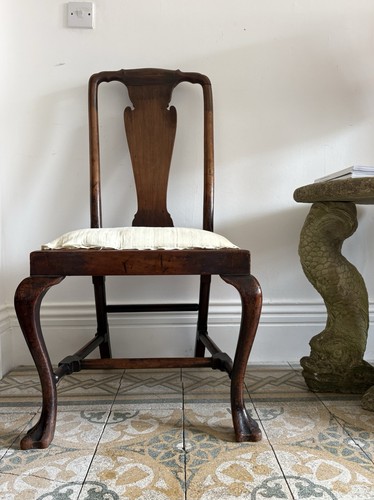 Early 19thc walnut - 19thc, queen